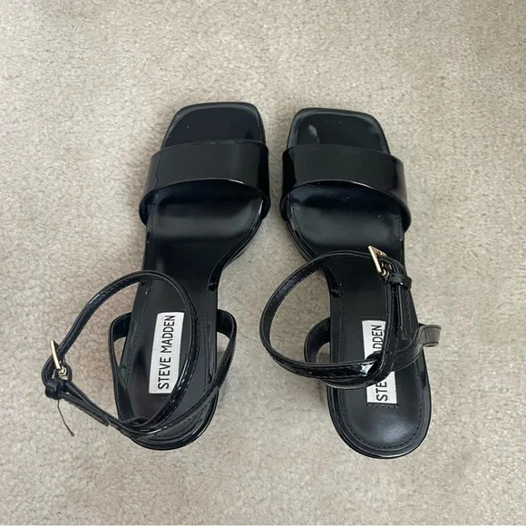 Steve Madden Black Camaron Heels - Picture 5 of 6